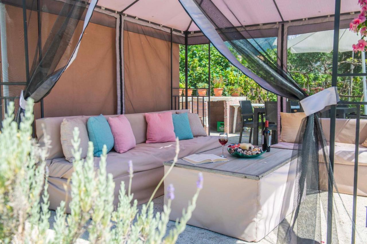 Zoe Boutique Apartment Acharavi  Ngoại thất bức ảnh